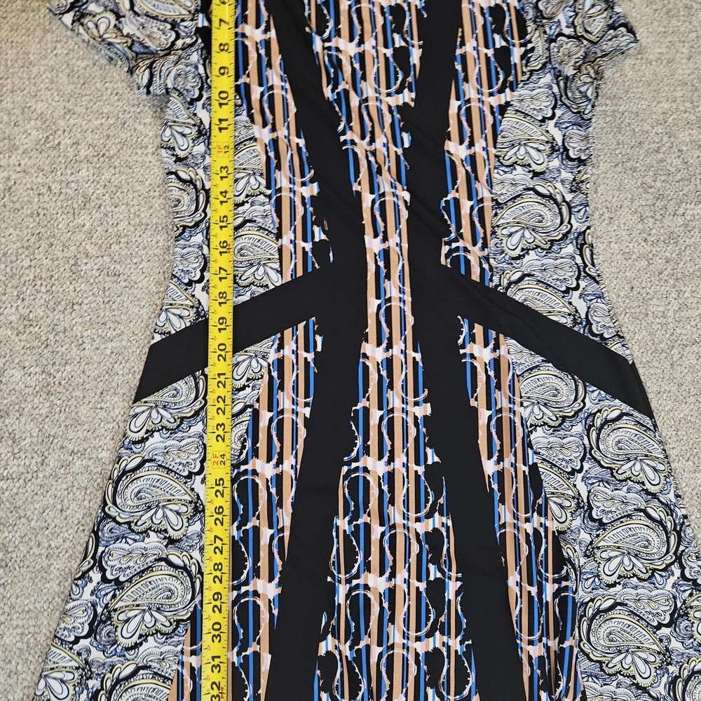 BCBGMaxAzria Abstract Print Dress - Picture 4 of 6